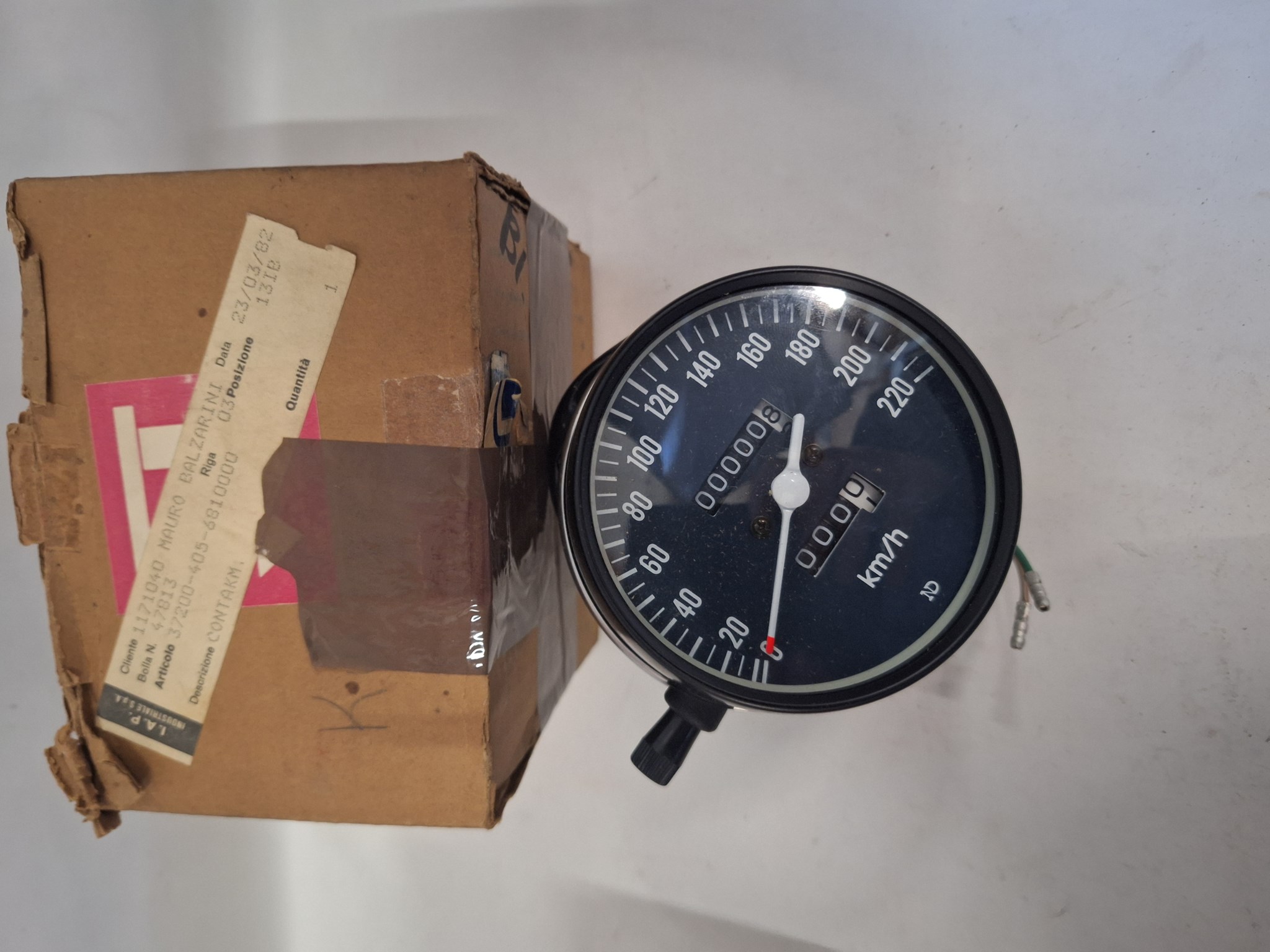 Picture of SPEEDOMETER ASSY.  37200-405-681